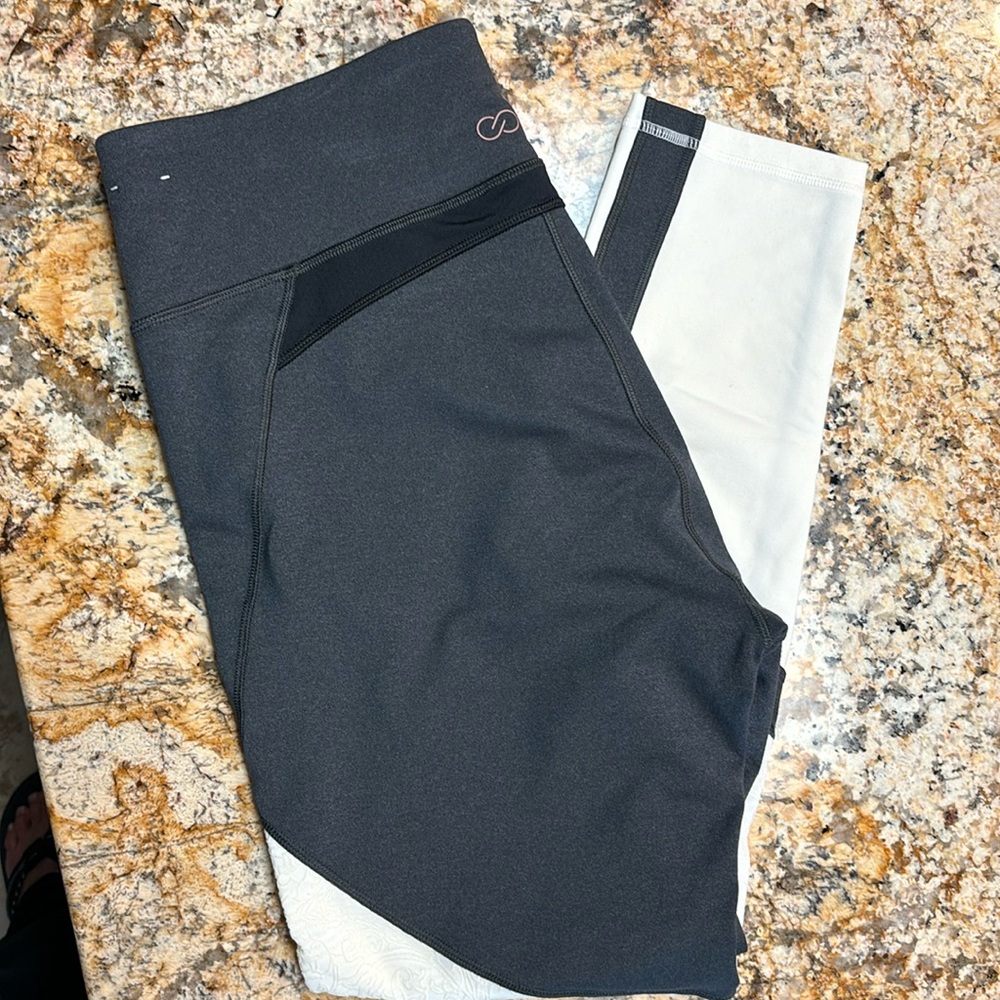 Calia by Carrie Underwood Leggings